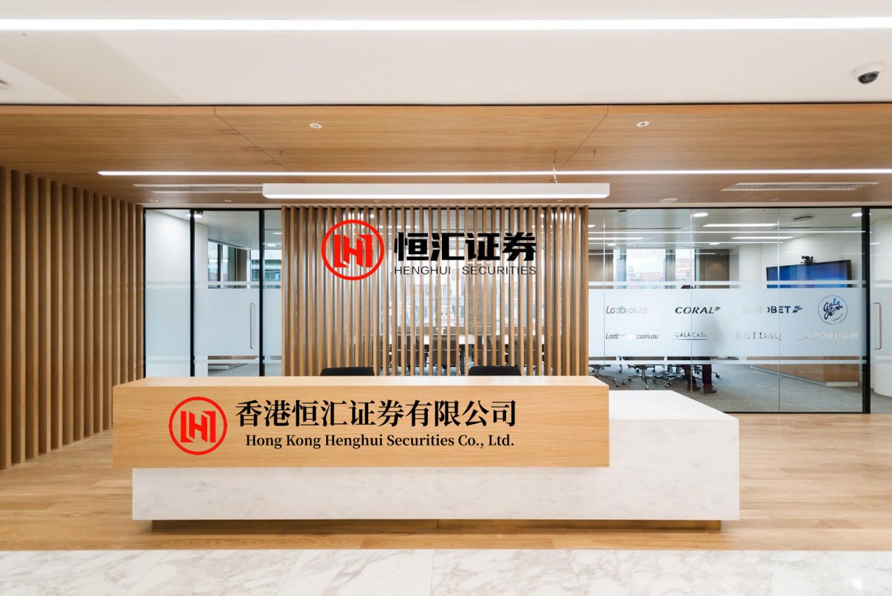策略操盘 48小时三大事件爆发，俄军发起斩首，美军进场，全球格局一夜骤变_冲突_战争_无人机